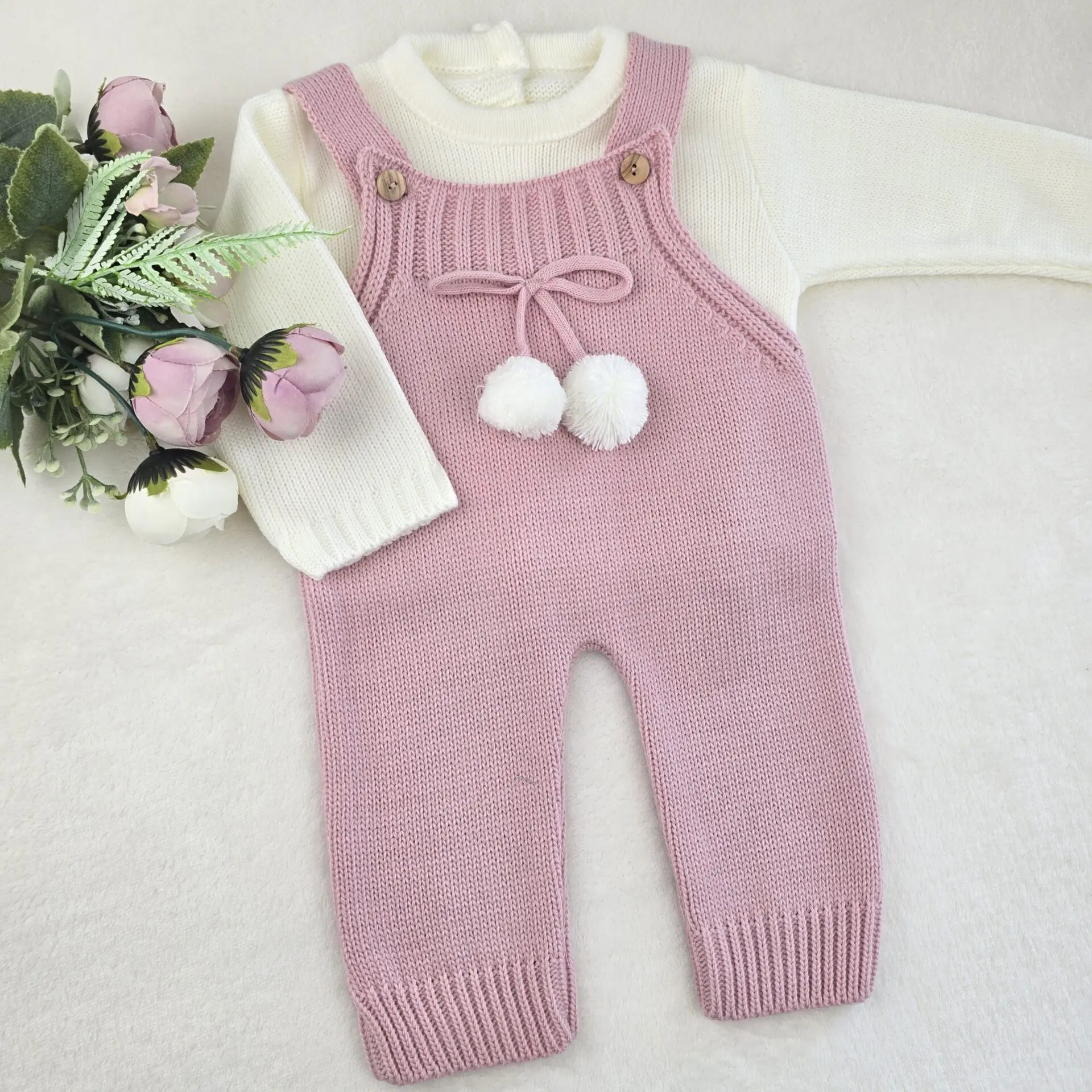 Jardineira pompom com camisola malha creme tam 0-1mês - Image 3